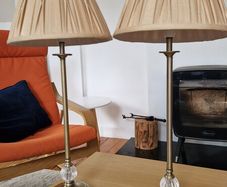 2 Matching lamps