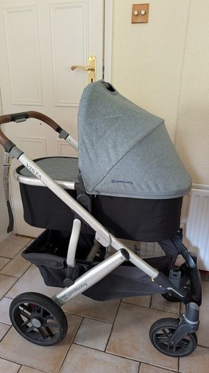 Uppababy Vista (Includes Bassinet, Rumble Seat & All Adapters)