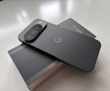 Google Pixel 10 Pro - 128GB - Obsidian (Pristine Condition)