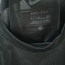 nike running top Image 4