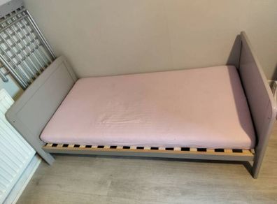 toddler bed