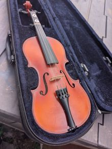 Half Size Violin Crehan Musical Instruments VG03 Ideal for Beginners