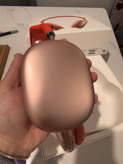 Airpod Max - pristine condition