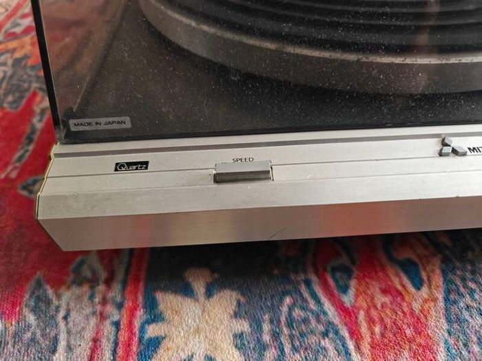 Mitsubishi turntable + cassette deck
