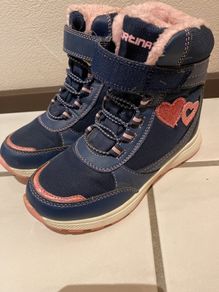 Girls winter boots UK size 1 (EU33)