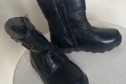 Girls warm boots
