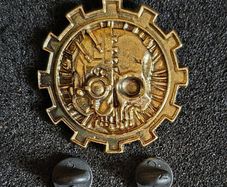 Warhammer, Adeptus Mechanicus pin badge.