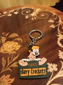 Retro 1990s Disneyland Mickey Mouse Keyring