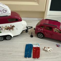 Schleich Car & Horse Trailer