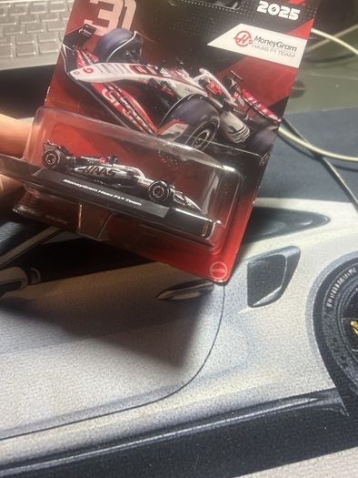 Hot wheels Formula F1 2025 Haas F1 team