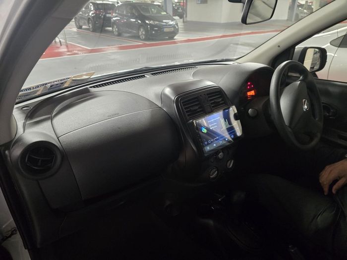 2019 Nissan March