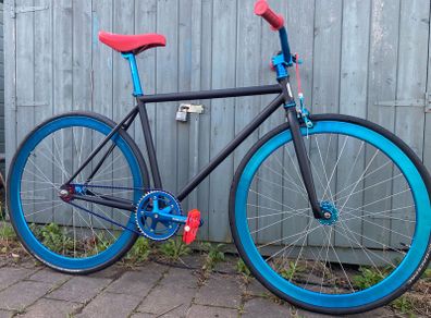 New Funked Up Fixie FixedGear Bicycle - Size 49cm XS to suit a Rider of height 4'11" to 5'3" (150cm to 160cm)