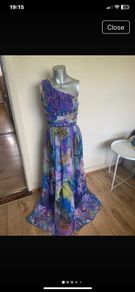 Beautiful one shoulder dress