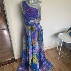 Beautiful one shoulder dress