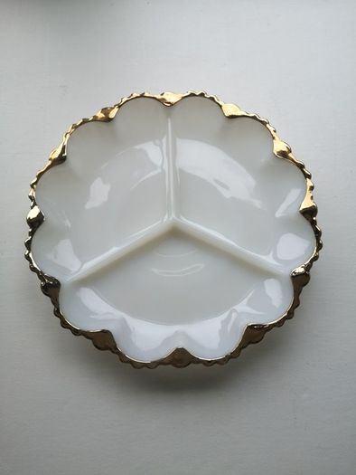 Vintage Milk Glass Plate