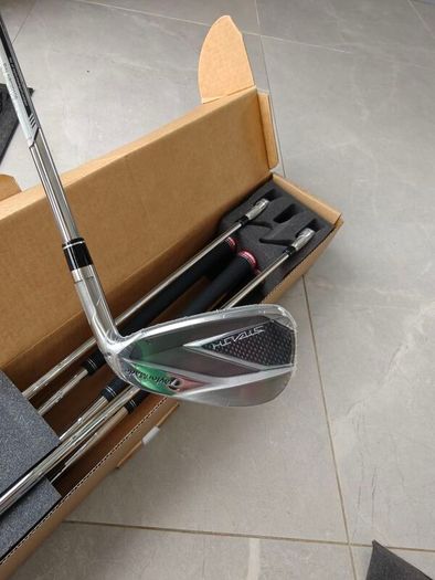 TaylorMade Stealth irons