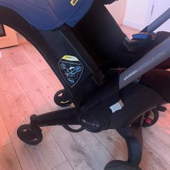 Doona car seat + Isofix