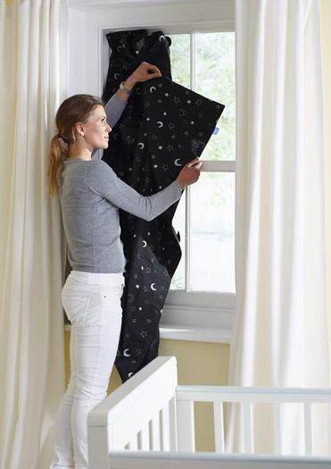 Gro anywhere blackout blind (portable)