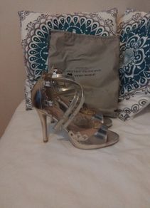 High heel sandals