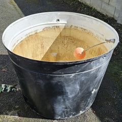 Water storage tank