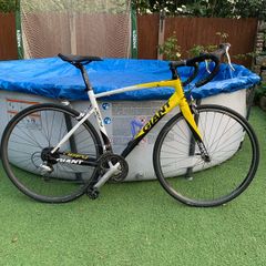 Giant Defy 3 Road Bike