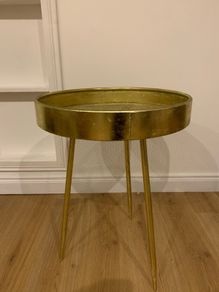 Gold lamp table