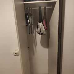 Single wardrobe