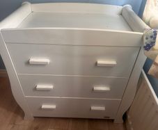 Baby changing unit