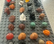 46 Lego head accessories