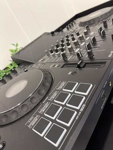 AlphaTheta XDJ-AZ All In One rekordbox DJ Controller