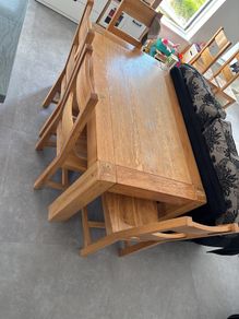 Dining Table & 6 chairs
