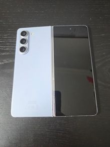 Samsung Galaxy Z Fold 5