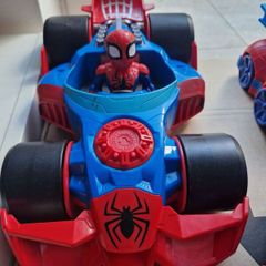 Spiderman action figures and vehicles