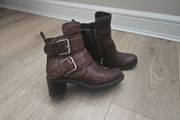 Ankle boots - brown