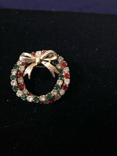 brooch
