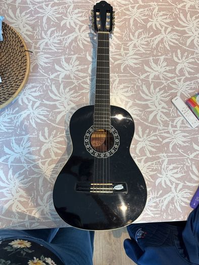 Valencia children's guitar