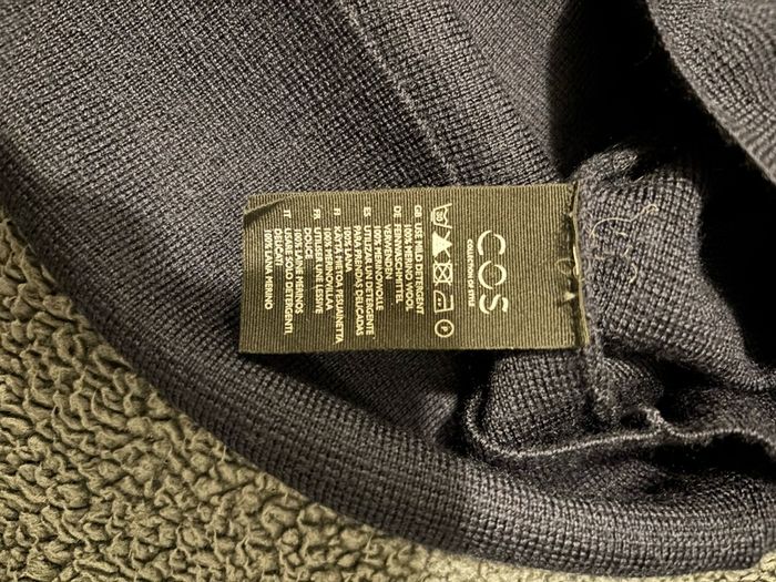COS 100% merino wool