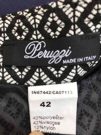 Size 14 Ladies Black Patterned Skirt by Peruzzi