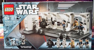 LEGO Star Wars 75387 Boarding the Tantive IV