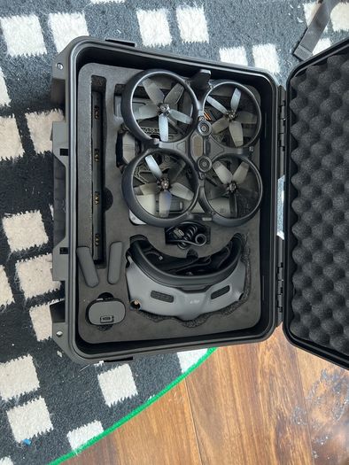 DJI Avata Fly More Combo + Goggles & Controller