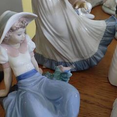 Nao Figurines