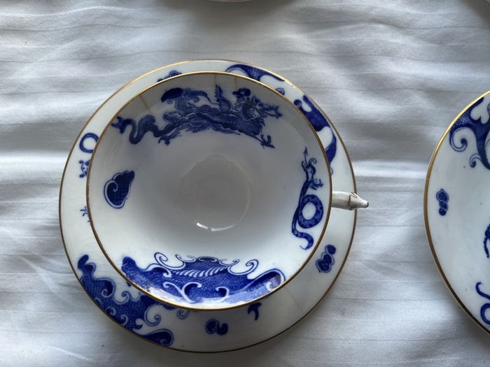 Royal Worcester cups x 4 and saucers x6