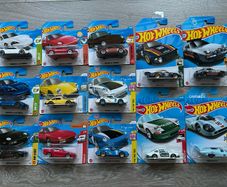 Hot Wheels Porsche mainline collection