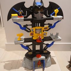 Batman Batcave