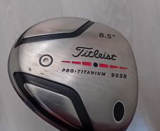 Titleist 905R driver.