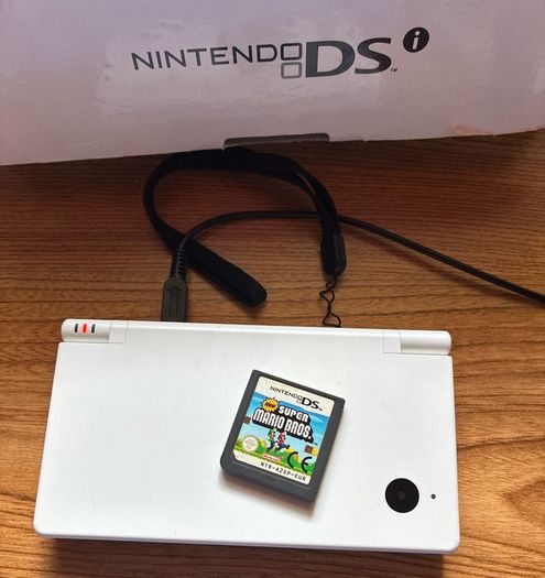Nintendo DSi white as new boxed