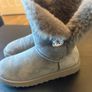 Women's Uggs Image 2