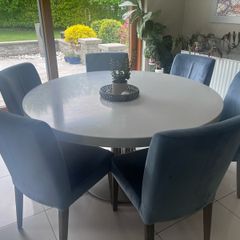 Dining table and 6 chairs
