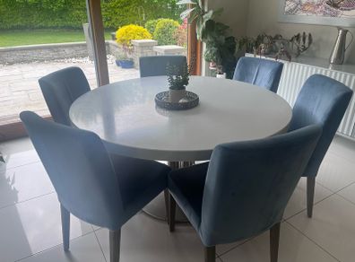 Dining table and 6 chairs