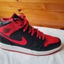 2022 nike jordan mid 1 alternate bled Size 9 eu 44 black/red leather in new condition Image 7